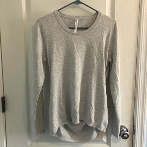 CUTE Back cutout Long-sleeve